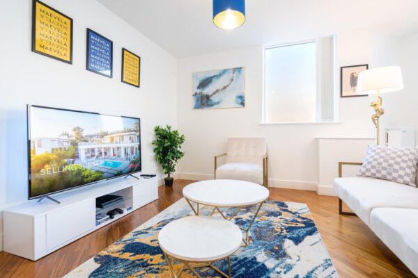 MAEVELA-Grandeur-Apartment-15
