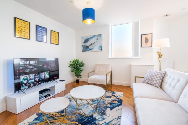 MAEVELA-Grandeur-Apartment-8