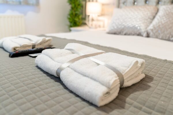 Grey Luxury City Centre Apartment in Birmingham City Centre - 57