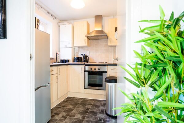 Grey Luxury City Centre Apartment in Birmingham City Centre - 7