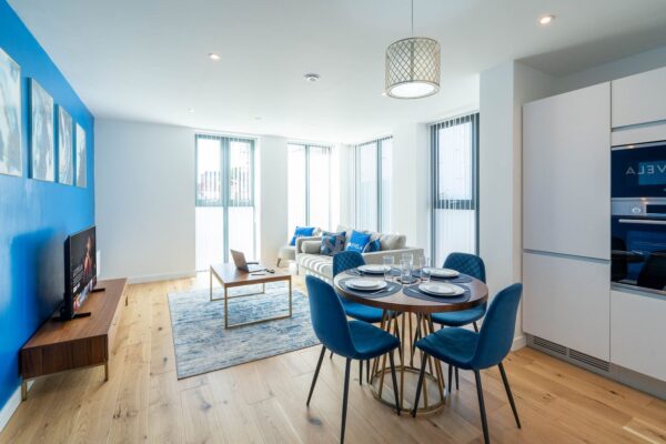 MAEVELA - Large 1 Bed Luxury Apt - Birmingham City Centre - Cube:Mailbox - 9