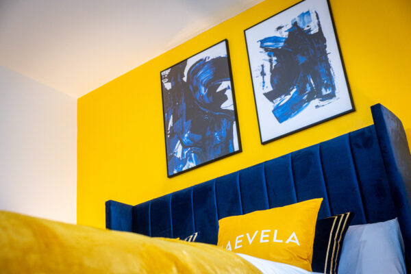 MAEVELA - Luxurious 2 Bedroom Apt - L Shape Sofa - BIRMINGHAM - 02 ACADEMY - 26