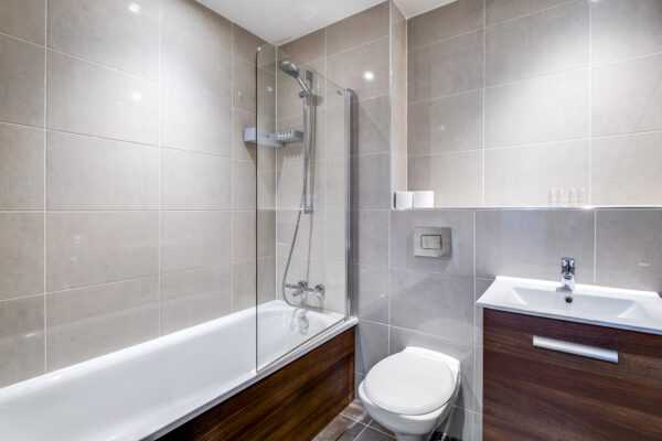 Quiet City Centre 1 Bed Apt:L Shape Sofa - Broad St - 6