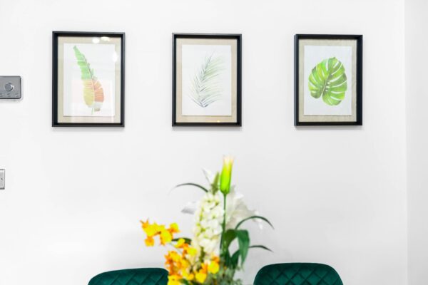 MAEVELA - Manchester Stylish 2 Bed House - Sleeps 9 - Salford - Parking - 24